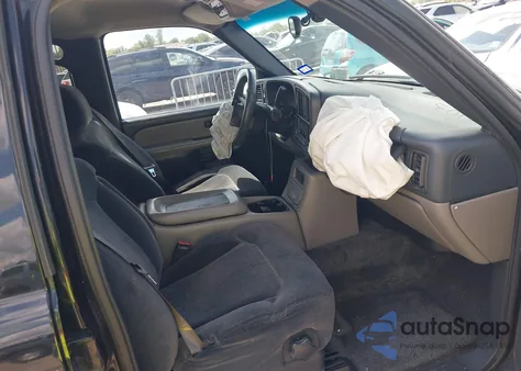 2000 Chevrolet Tahoe All New Ls from USA, damaged, VIN 1GNEC13T0YJ158053